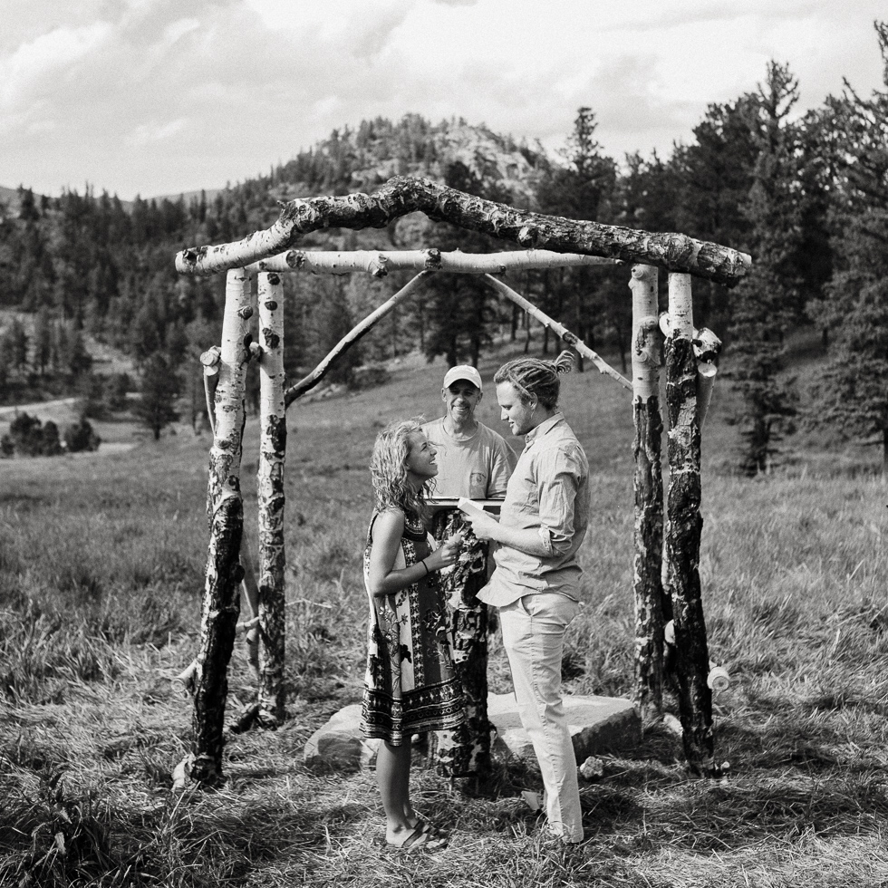 Rachel and Elias /// Estes Park, Colorado Wedding 2 Classic, Stylish, Storytelling