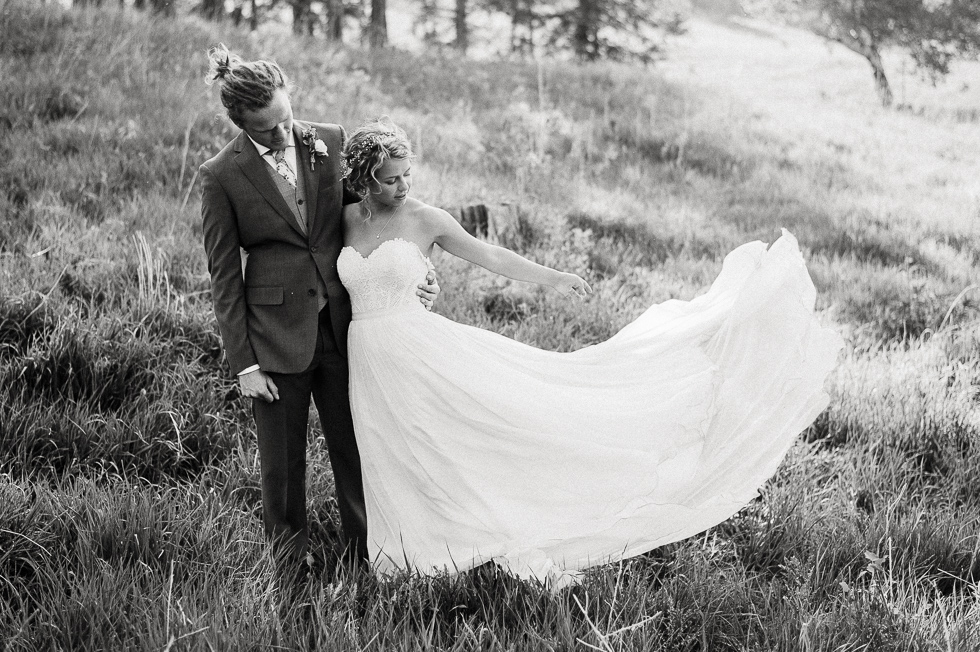 Rachel and Elias /// Estes Park, Colorado Wedding 51 Classic, Stylish, Storytelling